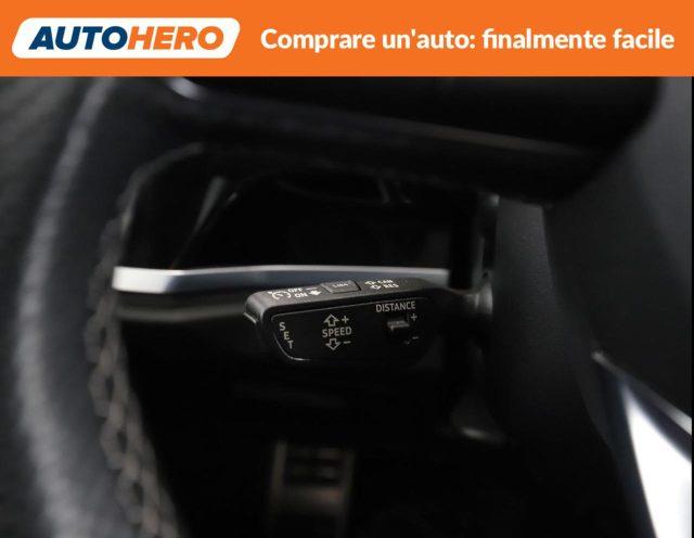 AUDI Q3 35 TDI S line edition