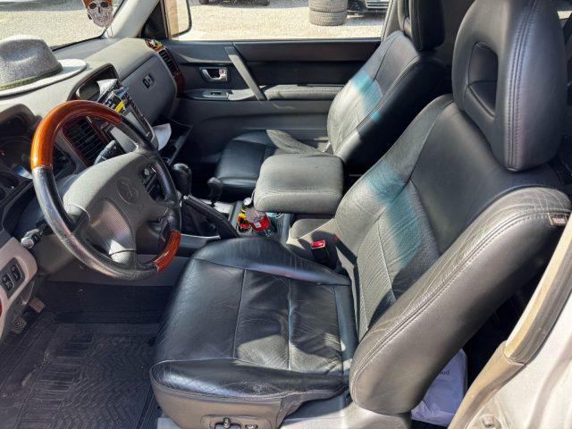 MITSUBISHI Pajero 3.2 16V DI-D 3p. AUTOCARRO 4 POSTI