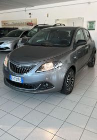 LANCIA - Ypsilon - 1.0 FireFly 5p.S&S Hyb. Gold Pl.
