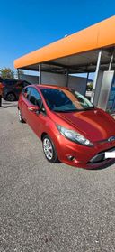 Ford Fiesta 1.2 82 CV 5 porte Titanium OK neo patentati