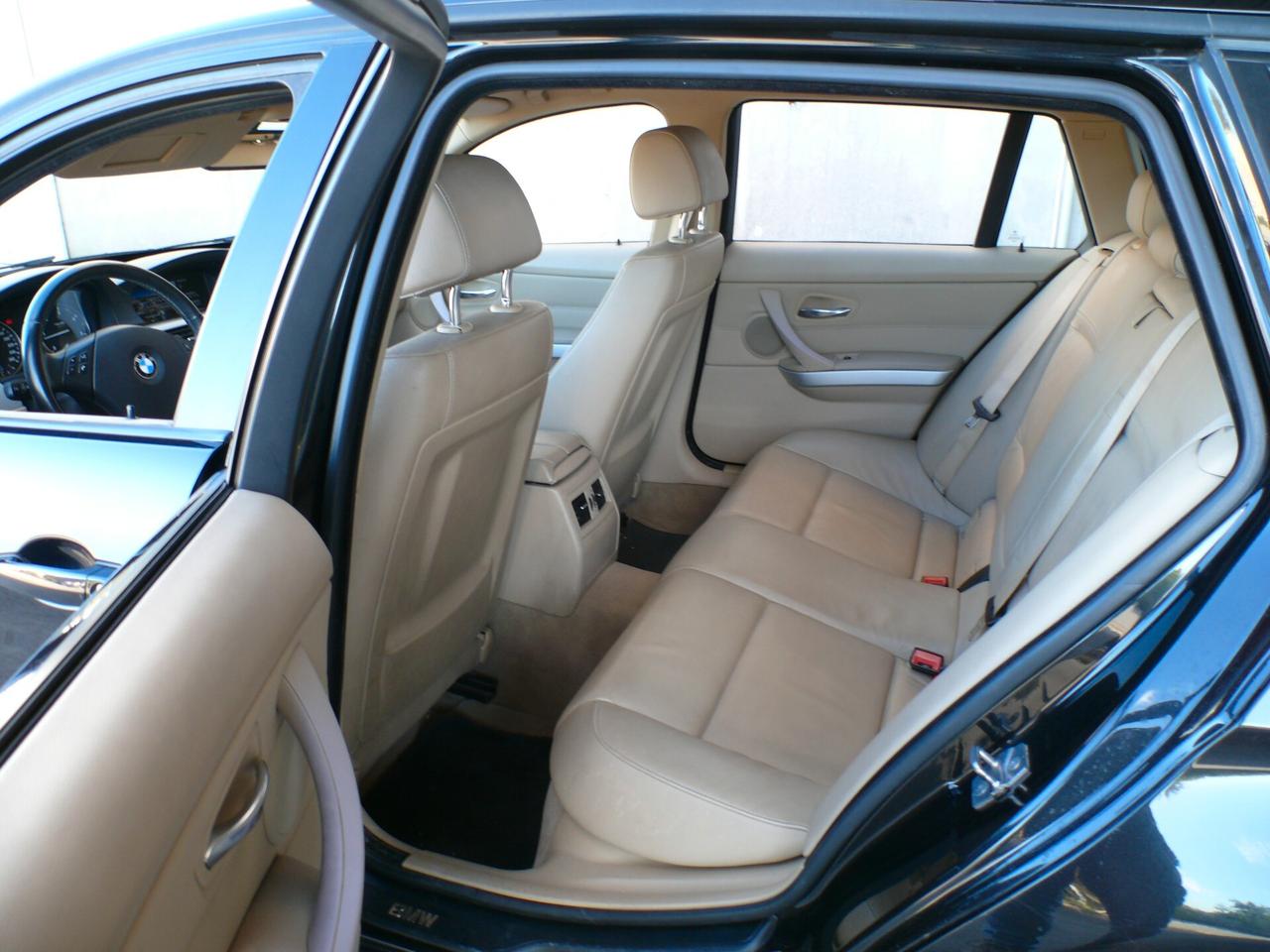 Bmw 320 xDrive Touring (M1403)