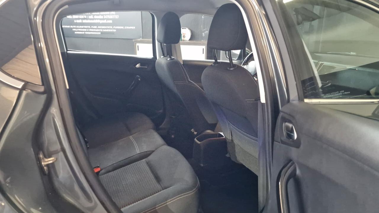 Peugeot 208 BlueHDi 75 5 porte Allure