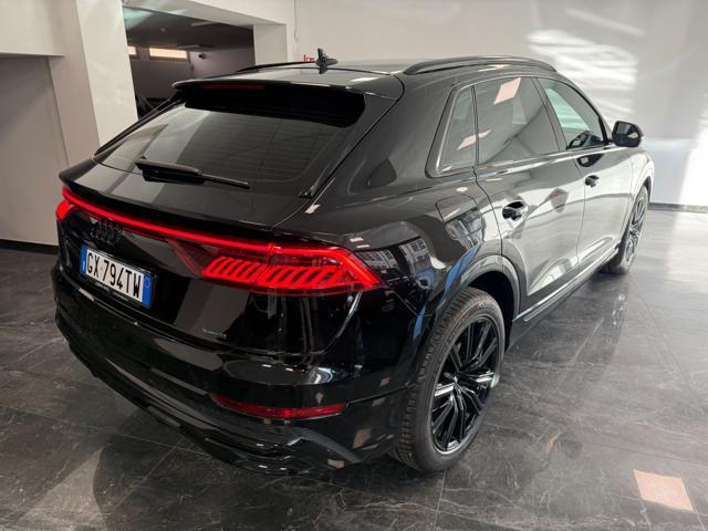 AUDI Q8 50 TDI quattro tiptronic S-Line / TETTO / 360°