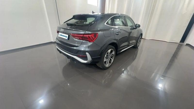 Audi Q3 40 TFSI quattro S tronic S line edition