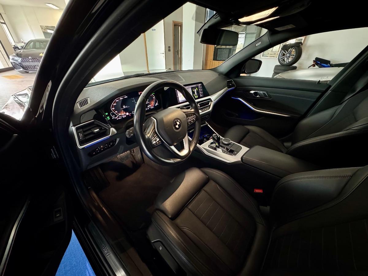 BMW - Serie 3 Touring - 320d xDrive Touring Sport