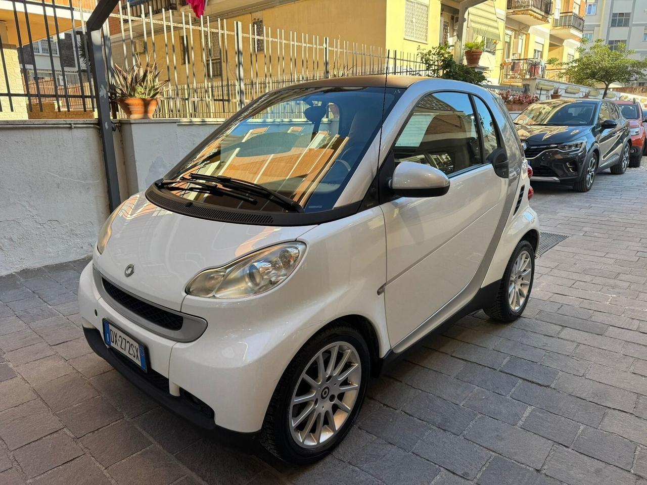 SMART Fortwo 1000 52kW MHD coupe Passion