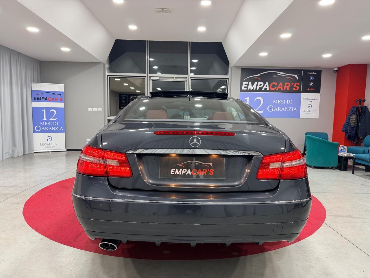 Mercedes-benz E 220 CDI BlueEFFICIENCY Avantgarde AMG