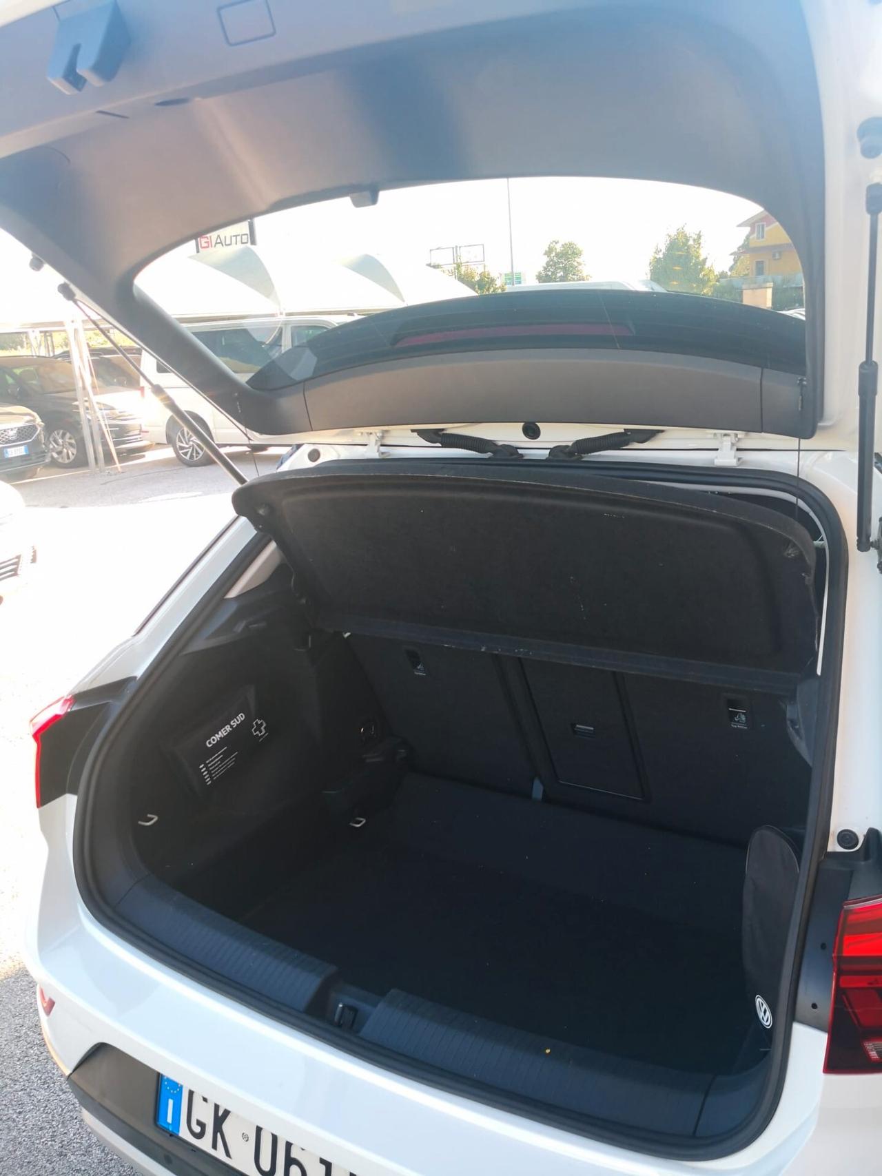Volkswagen T-Roc 1.5 TSI 150CV DSG ***TELECAMERA***CAR PLAY***LED***