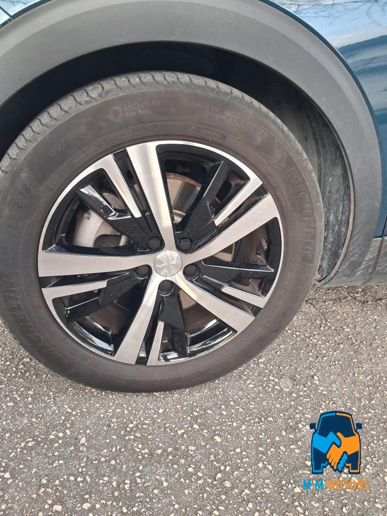 Peugeot 3008 3008 1.6 hybrid phev Allure Pack 225cv e-eat8