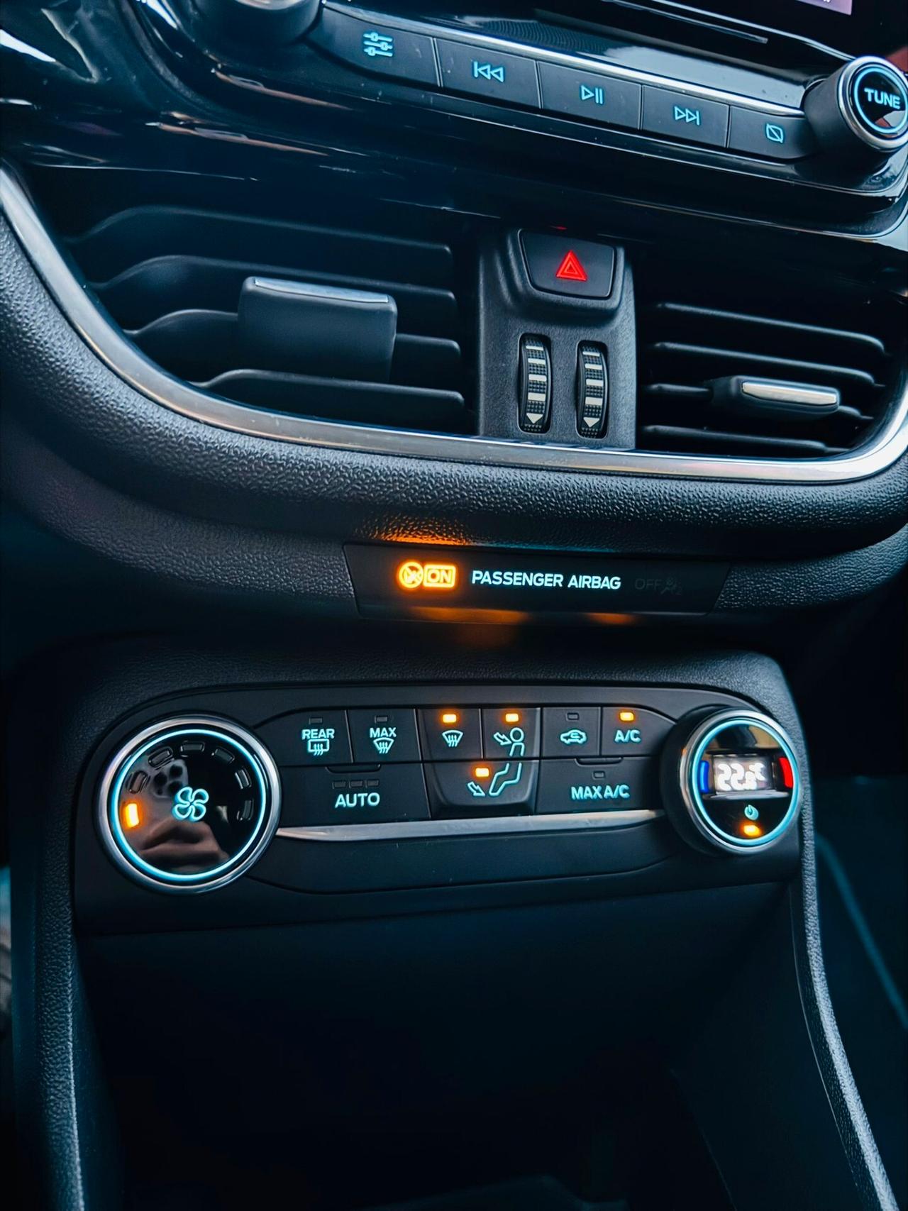 Ford Fiesta 1.5 EcoBlue 5 porte Titanium Navi/Led