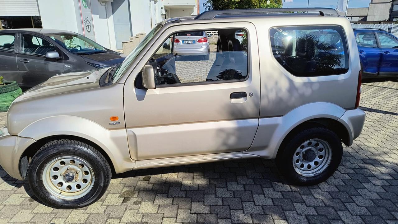 Suzuki Jimny 1.5 DDiS cat 4WD JLX
