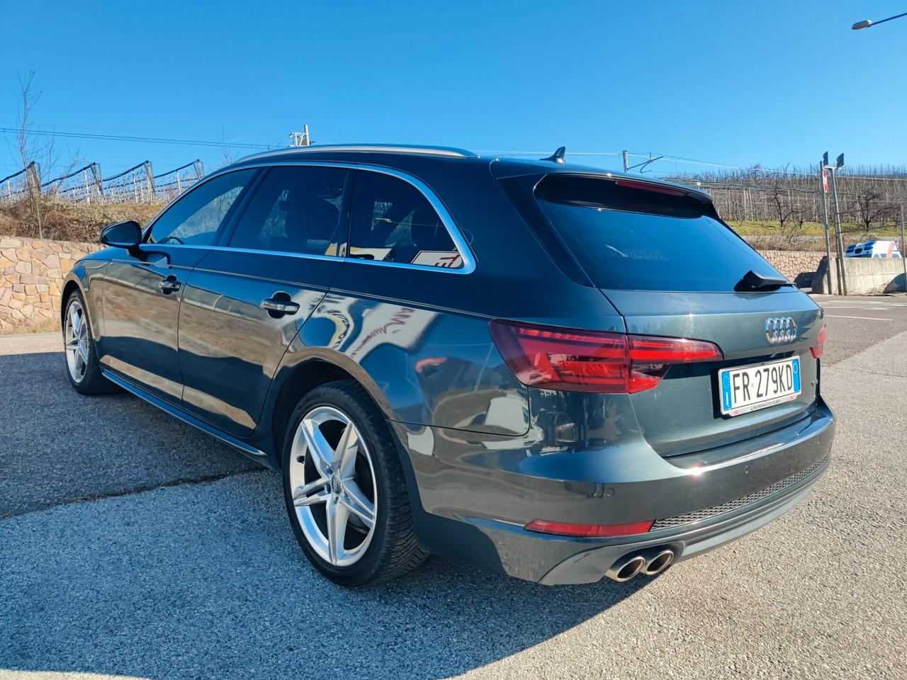 Audi A4 Avant 3.0 TDI quattro S tronic Sport