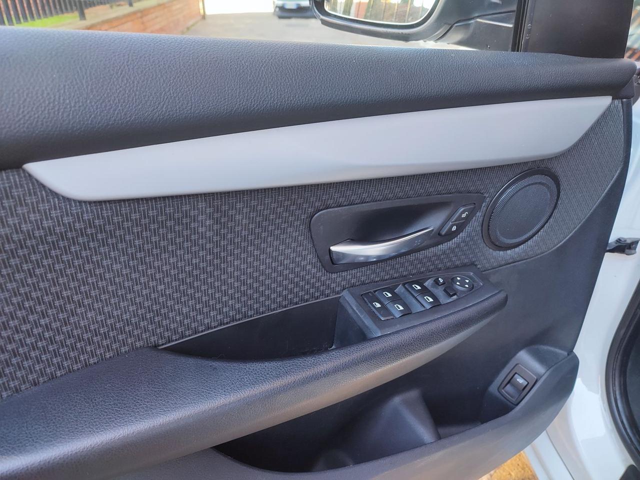 Bmw 218 Active Tourer Business Aut. #8111