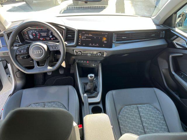 AUDI A1 SPB 30 TFSI Identity Black