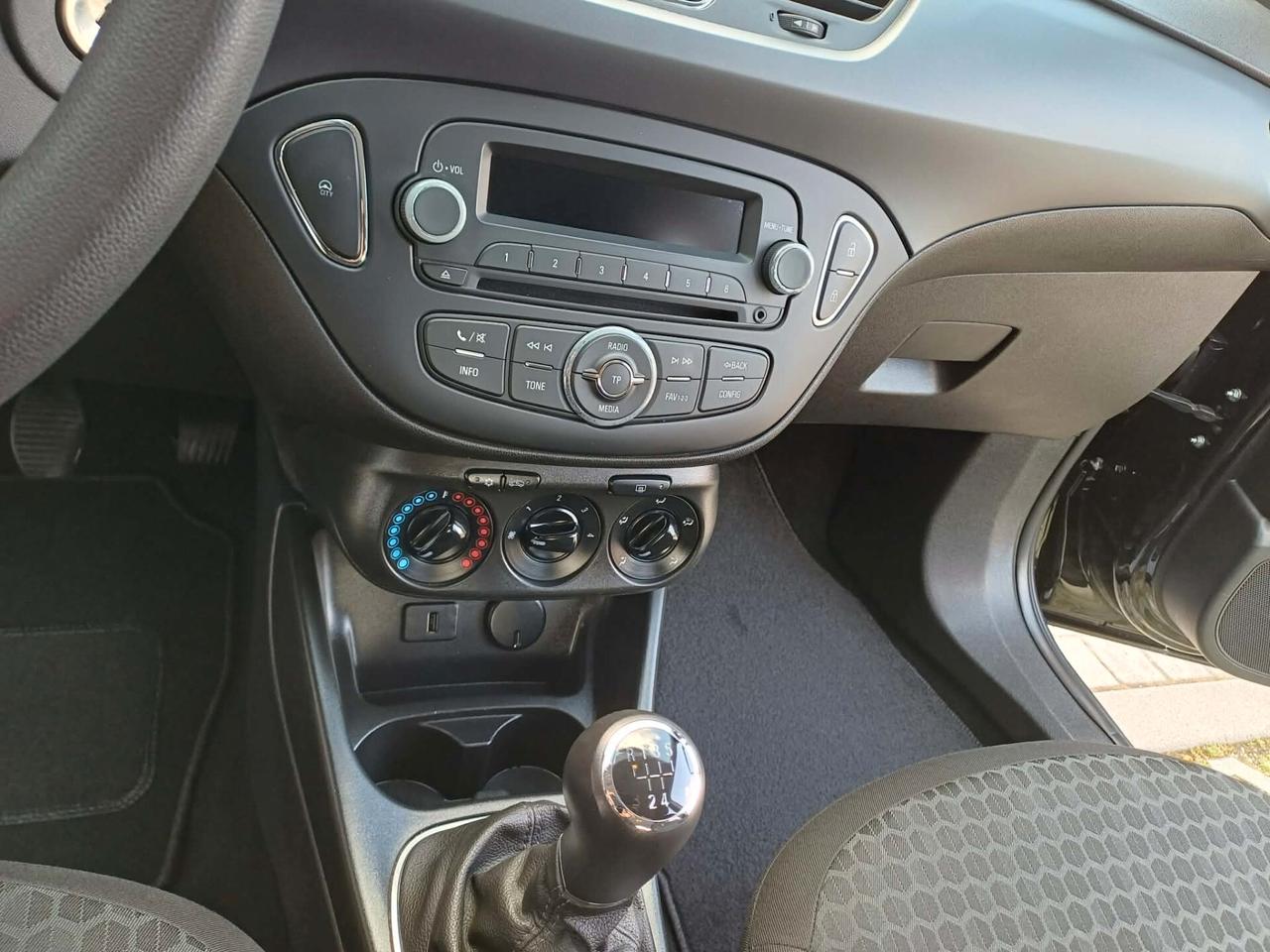 Opel Corsa 1.2 5 porte Innovation