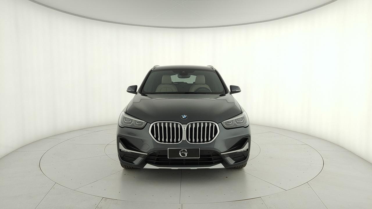 BMW X1 F48 2019 - X1 sdrive18d xLine Plus auto