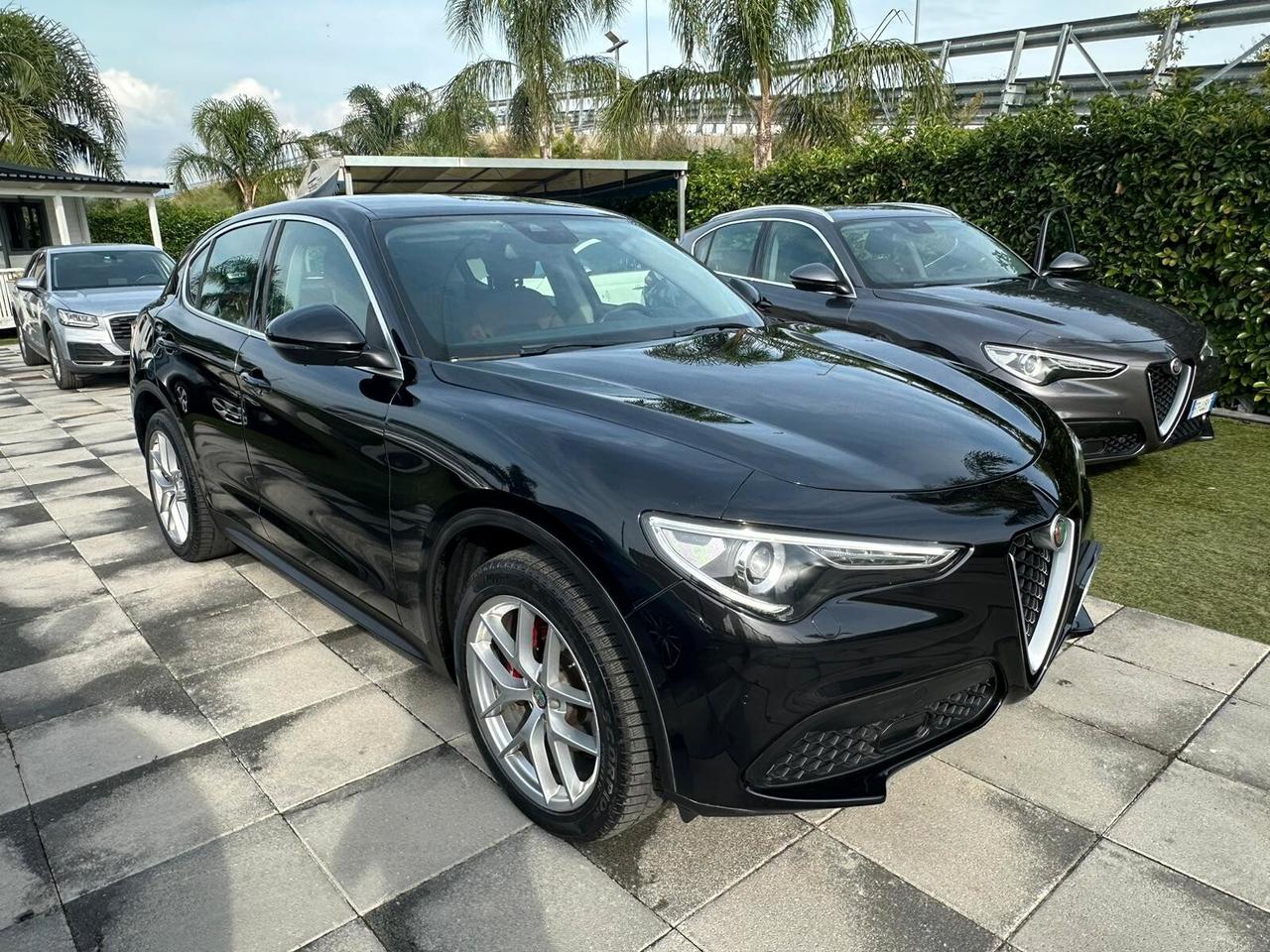 Alfa Romeo Stelvio 2.2 Turbodiesel 210 CV AT8 Q4 Executive CERCHI DA 20''