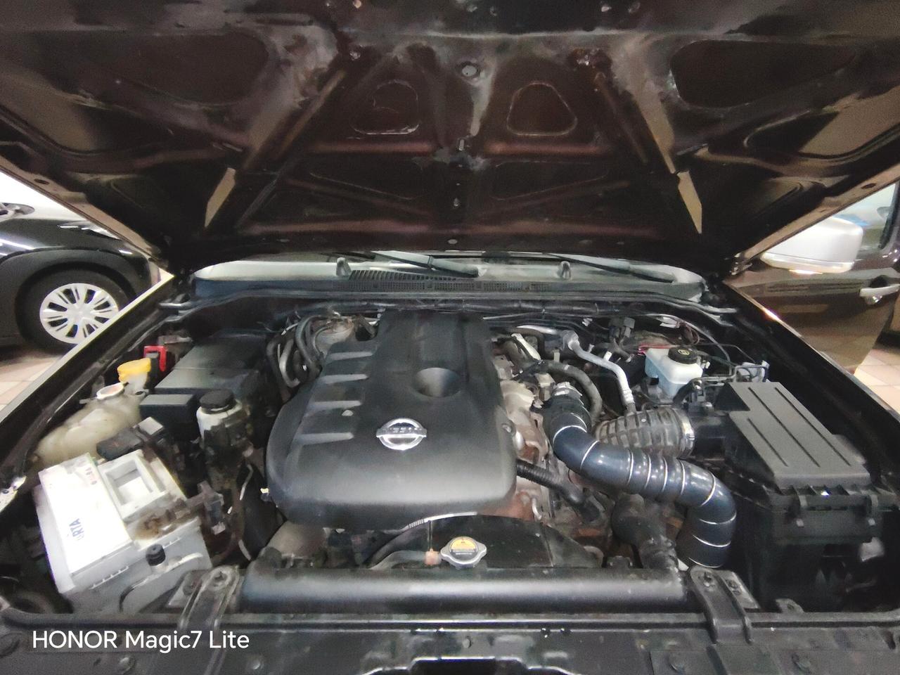 Nissan Navara 2.5 dCi 190CV 4 porte Double Cab LE