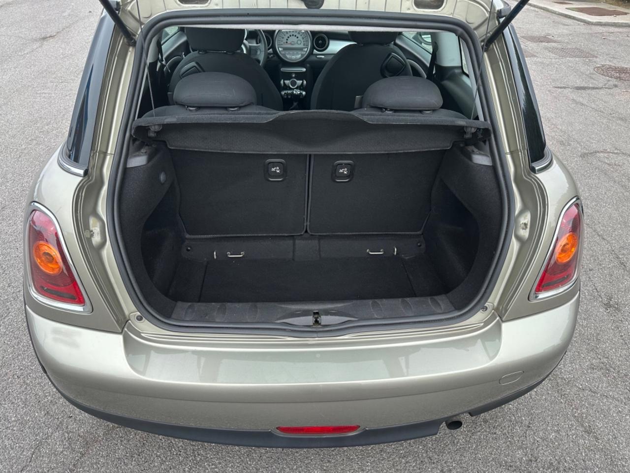 Mini 1.6 16V Cooper Pepper