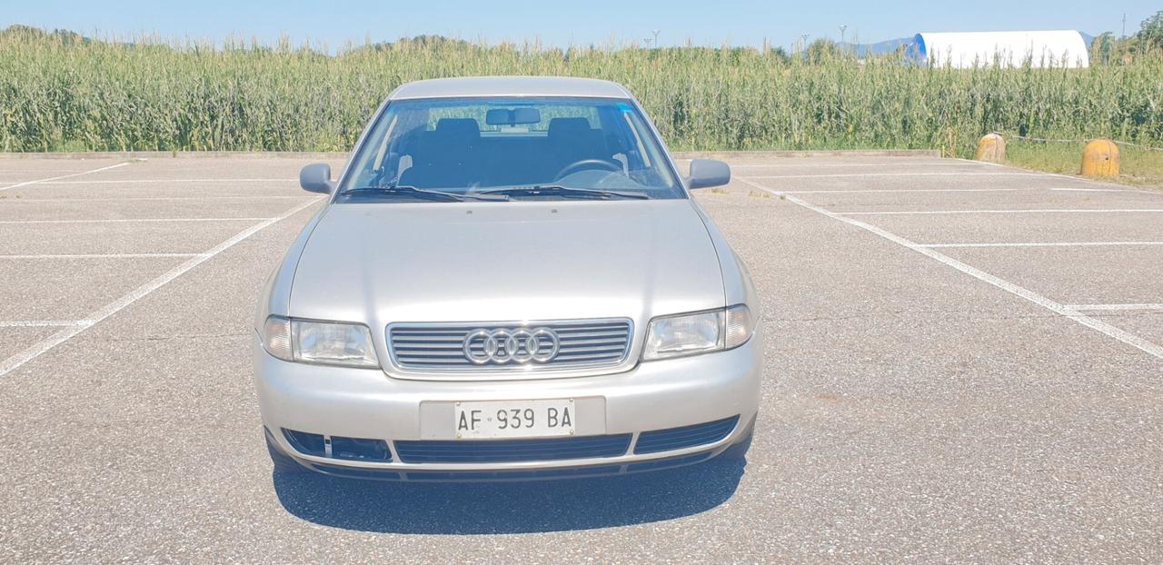 Audi A4 1.8 turbo cat
