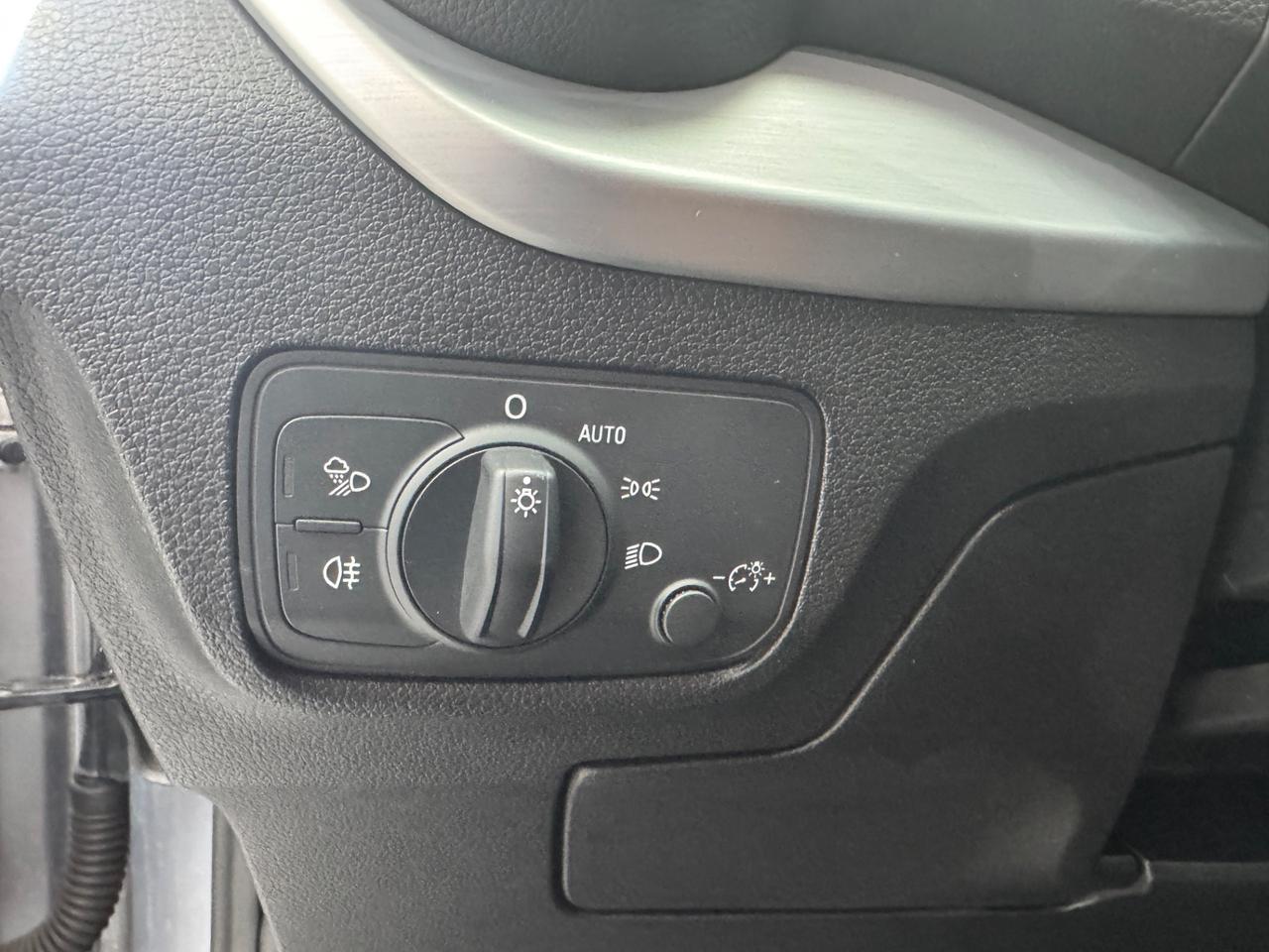 Audi Q2 30 TDI S tronic Admired