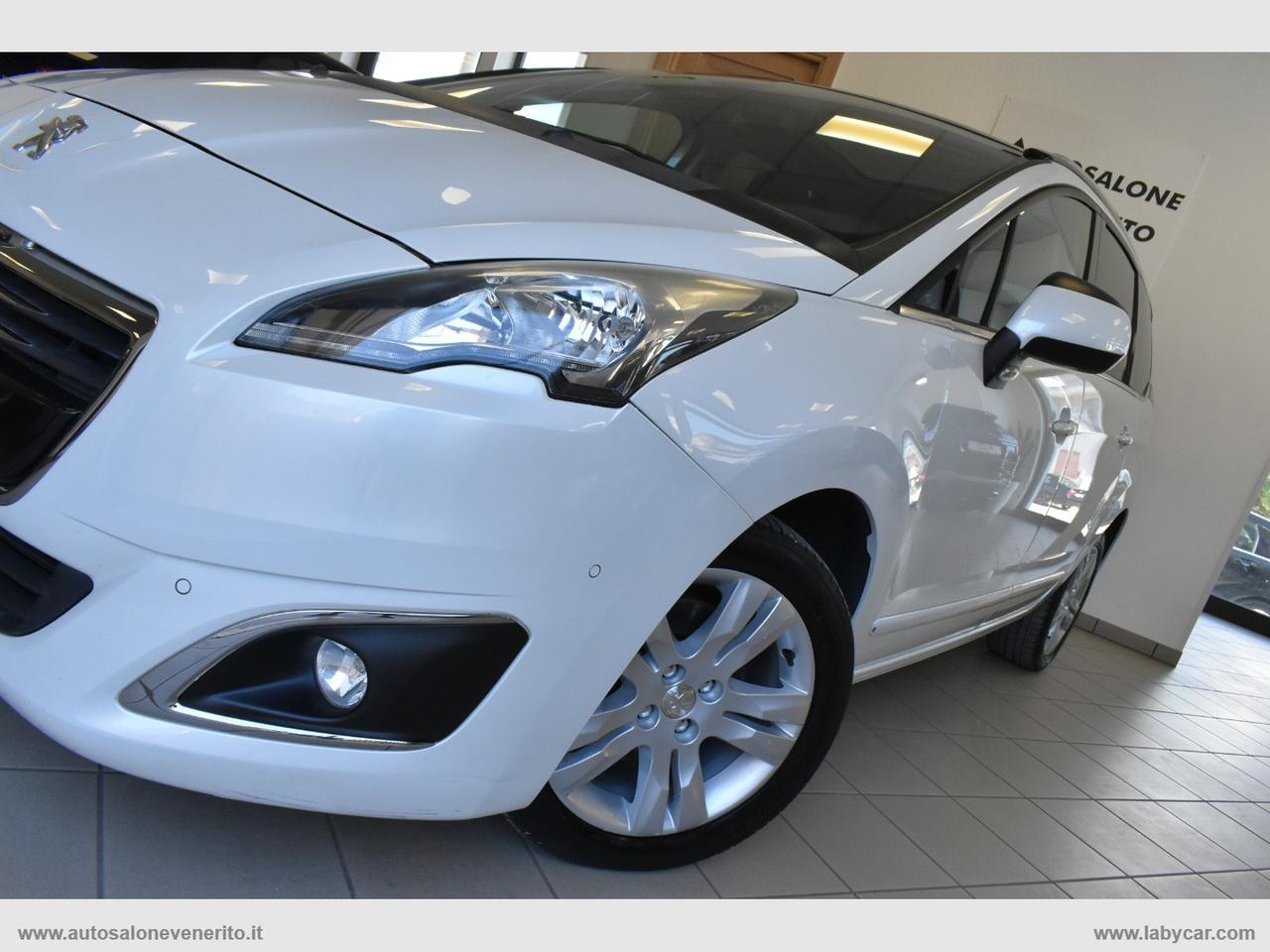 PEUGEOT 5008 BlueHDi 120 S&S Allure