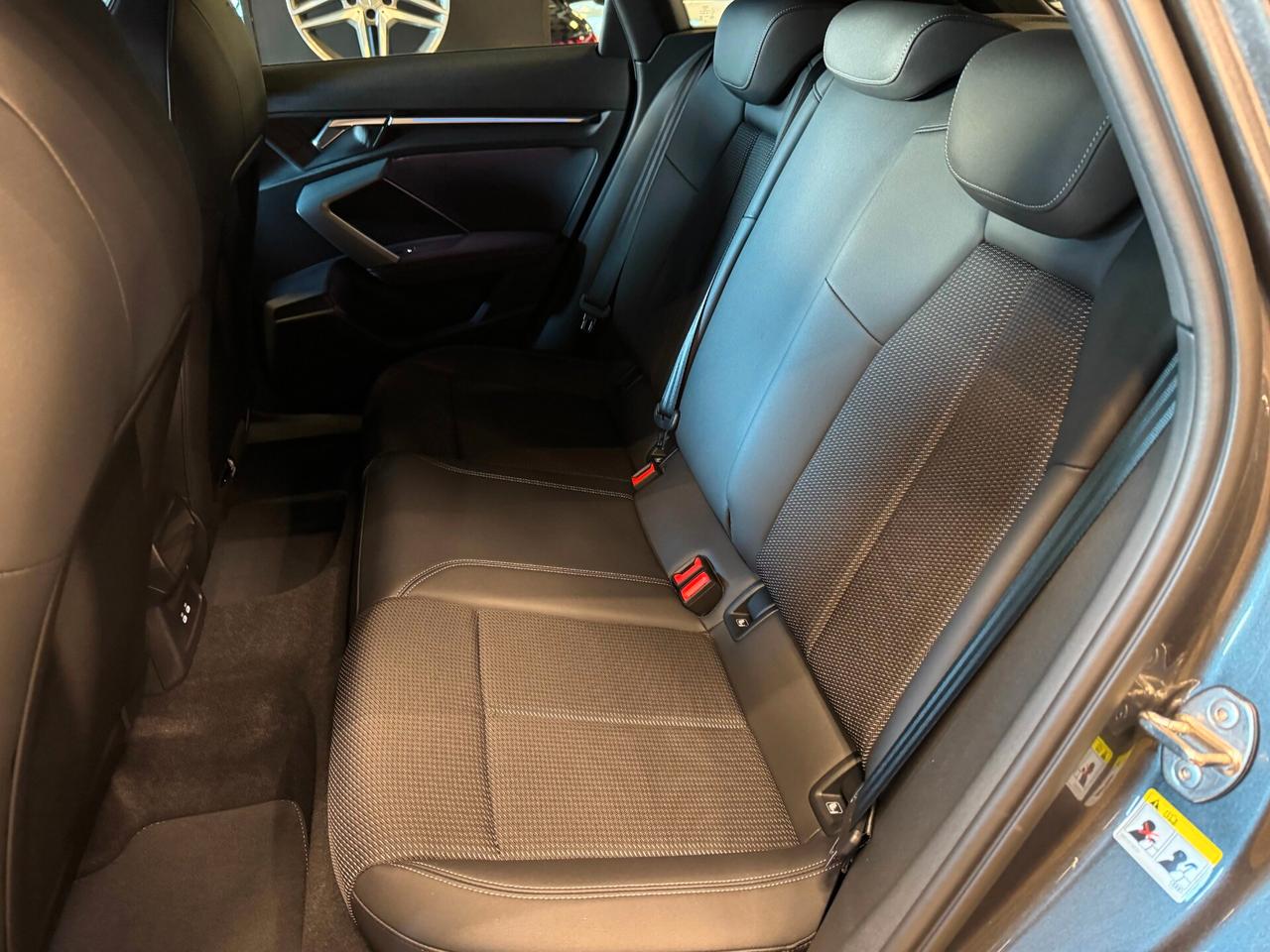 AUDI A3 4ª serie A3 SPB 35 TDI S tronic S line...