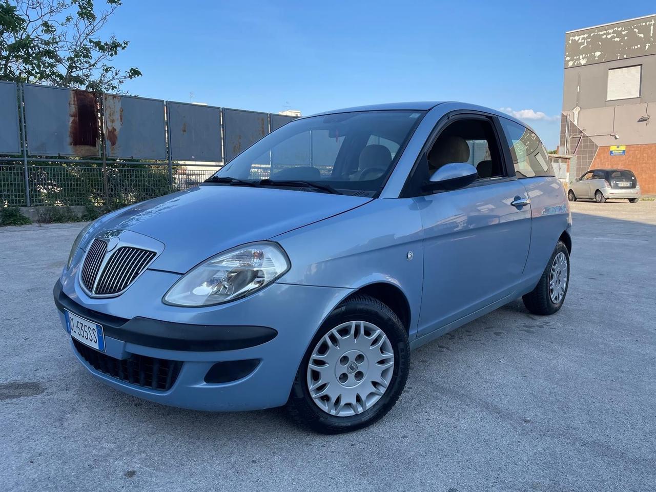 Lancia Ypsilon 1.2 BENZINA CON 169MILA KM