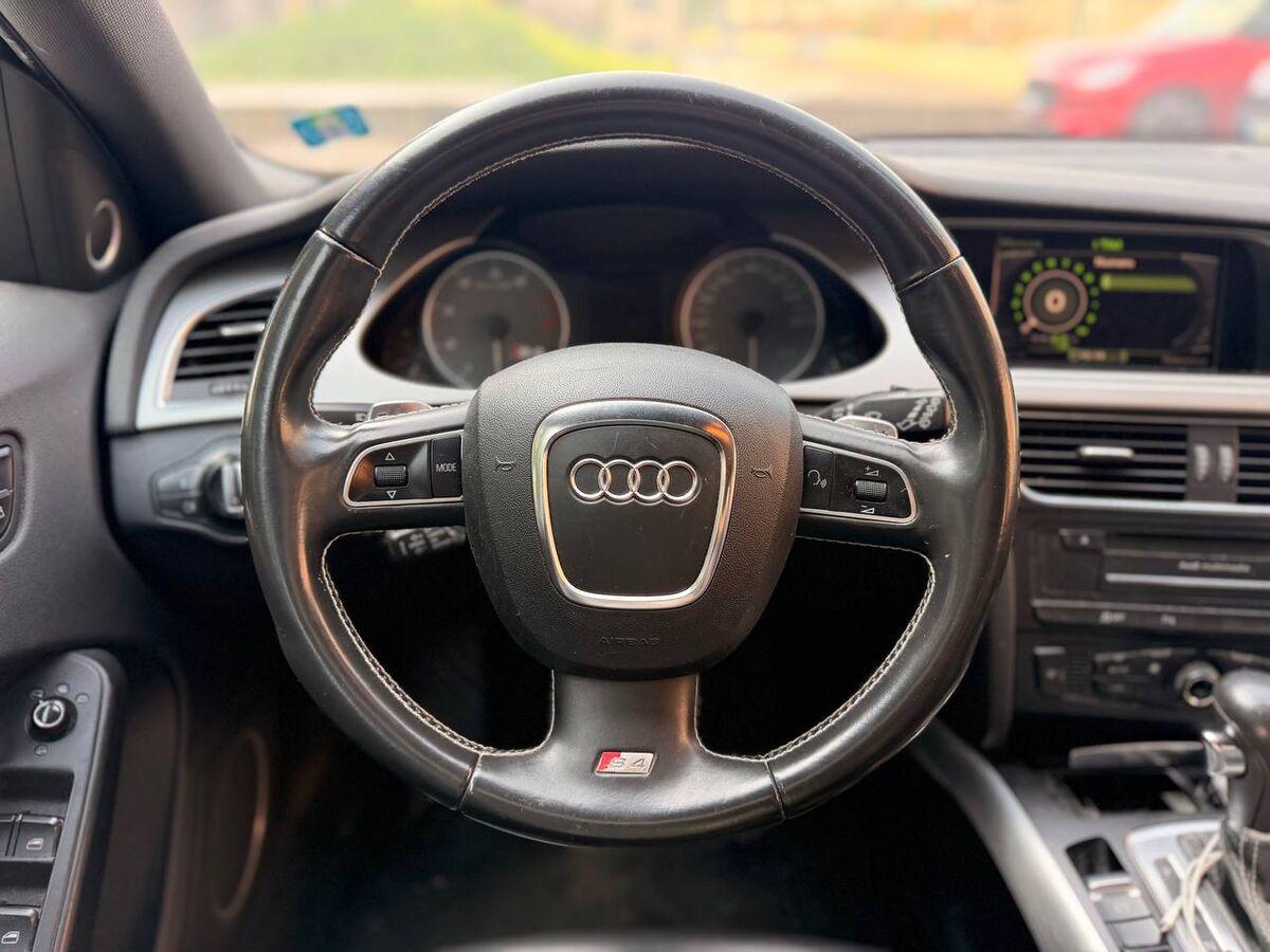 Audi A4 IV 2007 Avant S4 3.0 V6 tfsi quattro s-tronic