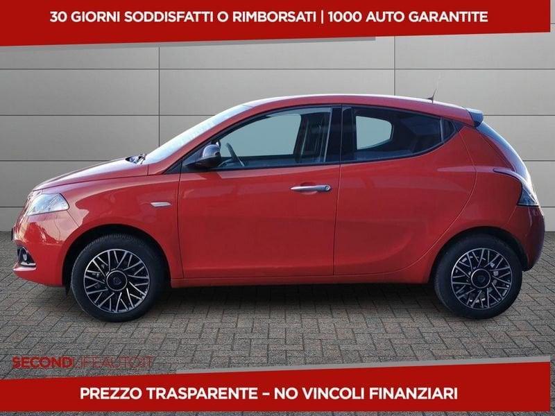 Lancia Ypsilon 1.0 firefly hybrid Platino s&s 70cv