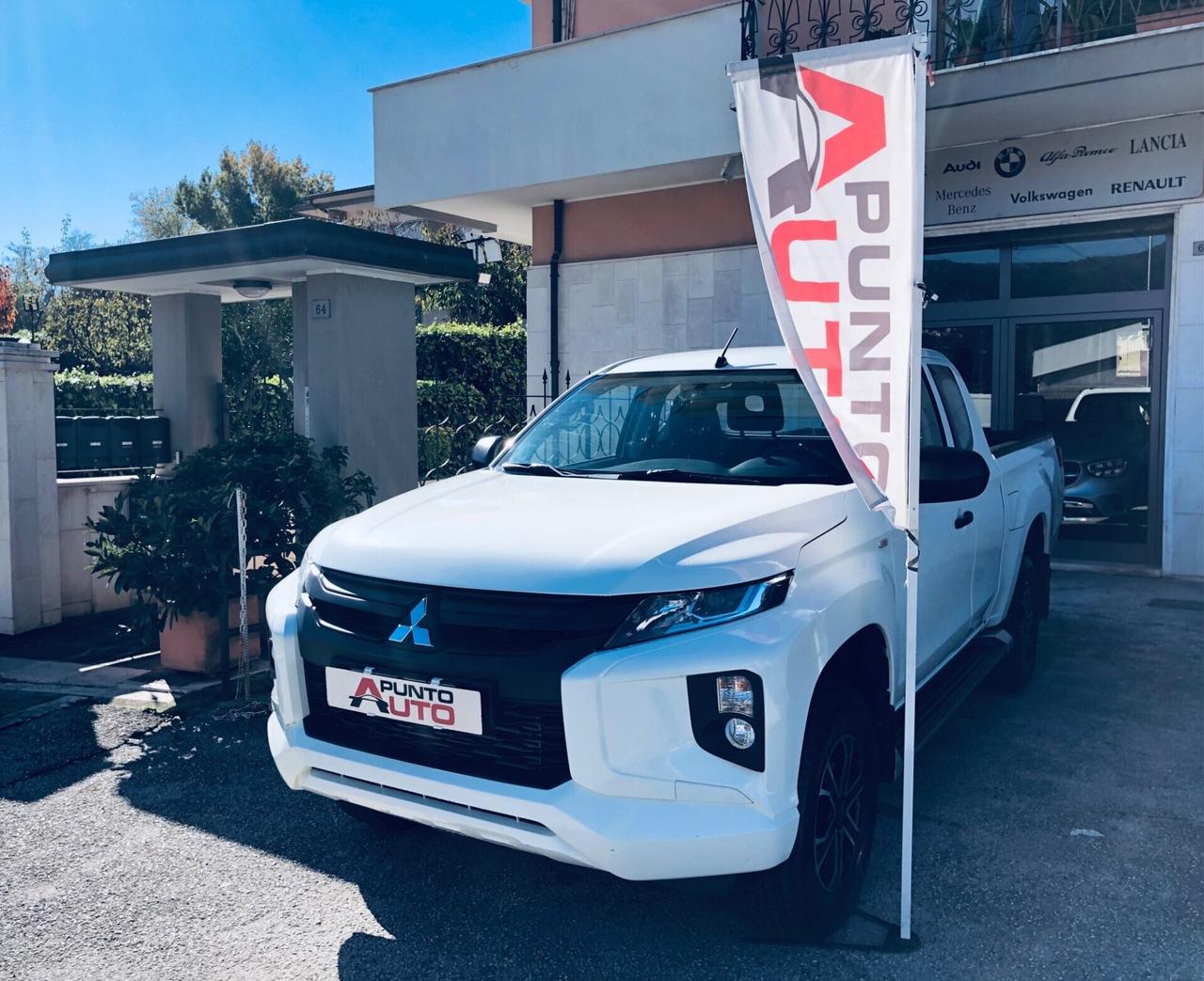 Mitsubishi L200 2.3 PICKUP CABINA ESTESA 4X4