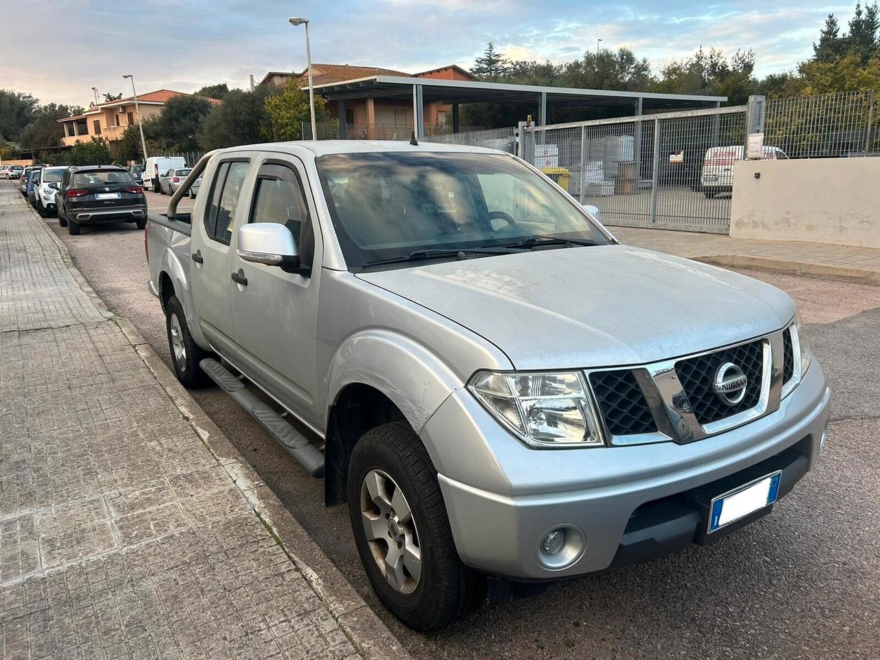 NISSAN NAVARA PERMUTA