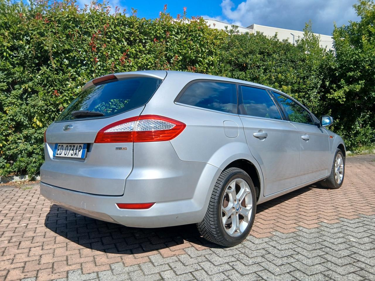 Ford Mondeo 2.0 TDCi 140 CV Station Wagon Titanium DPF