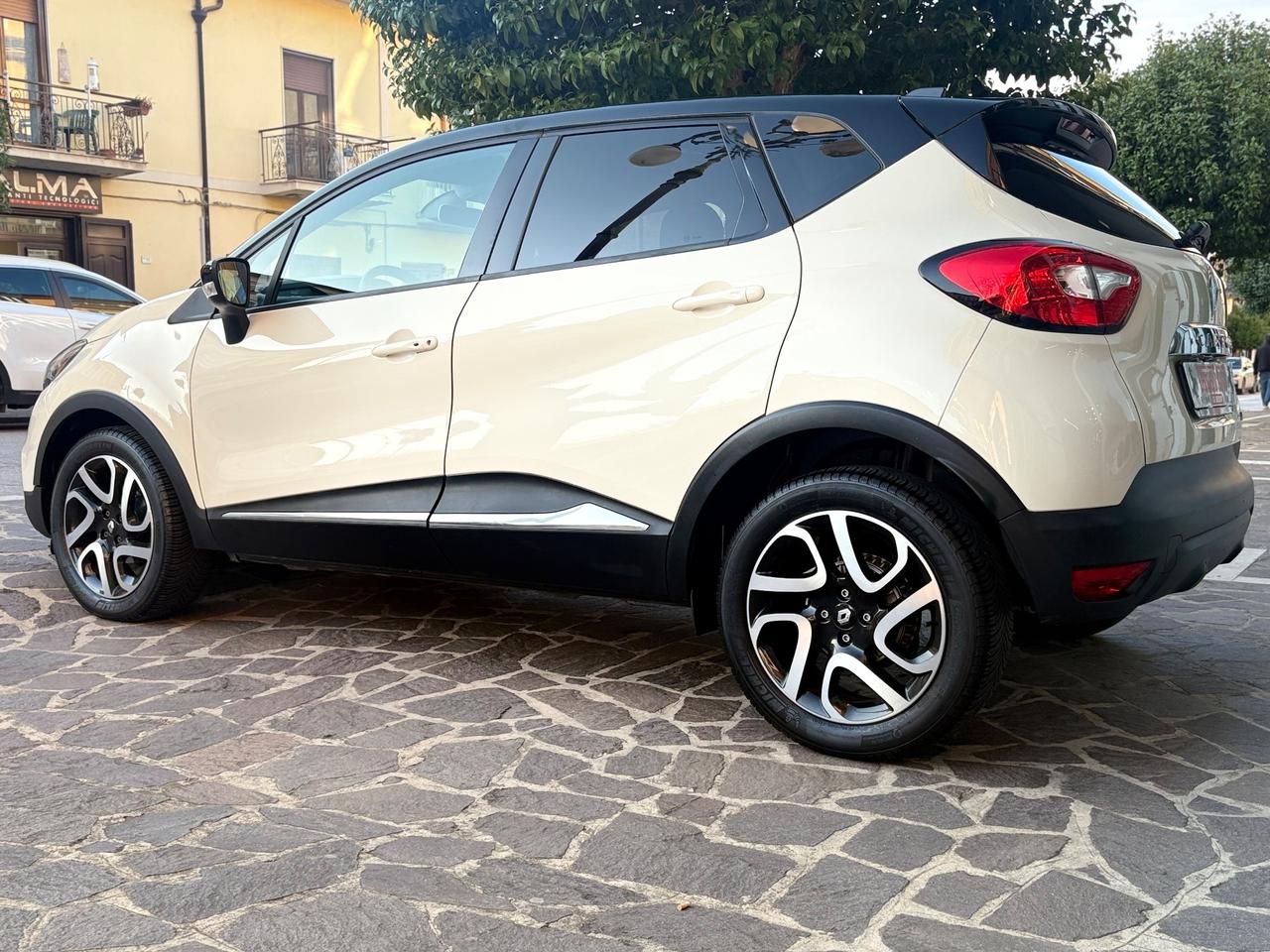 Renault Captur TCe 90 CV Energy Intens R-LINK FULL