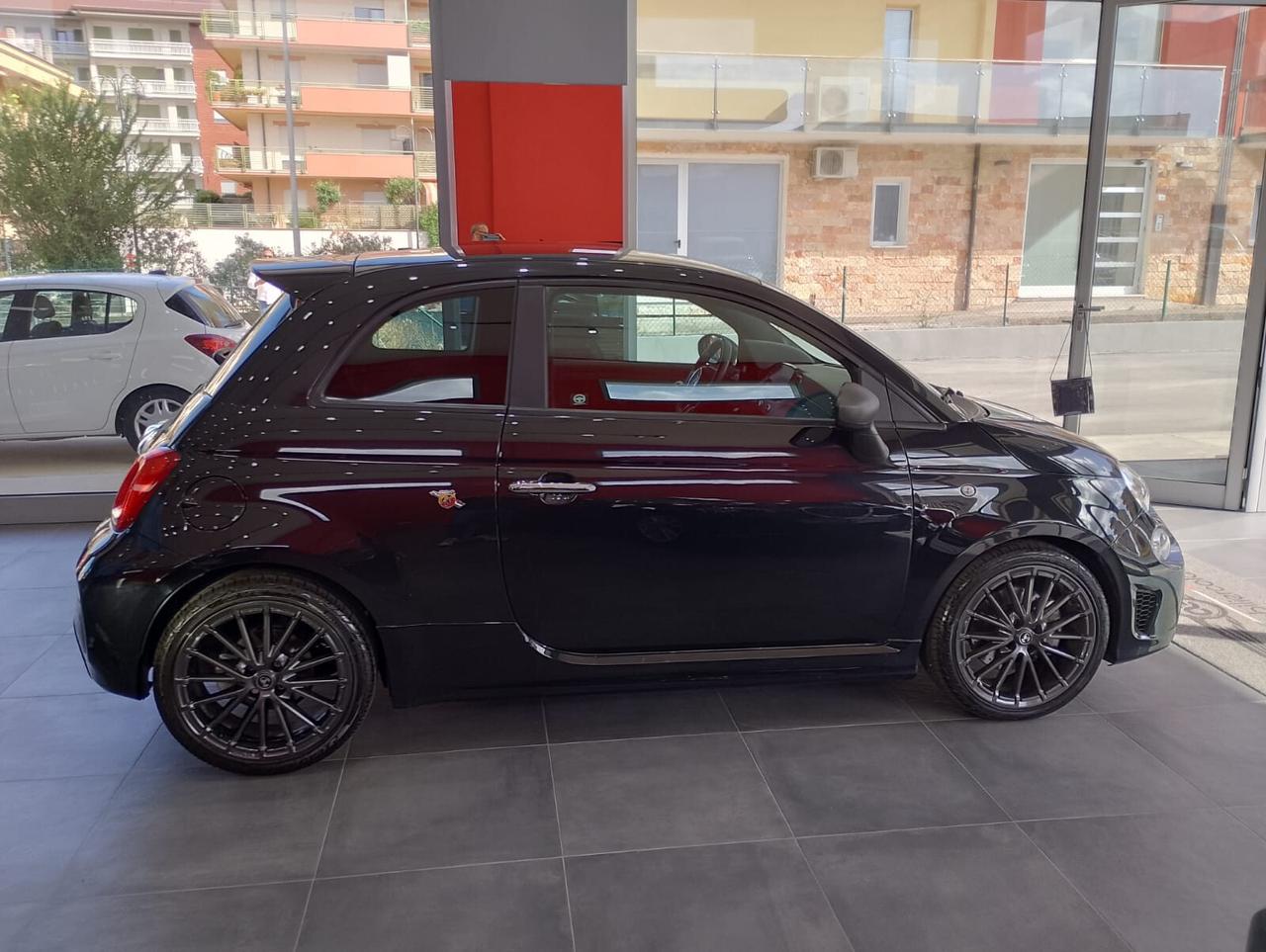 Abarth 595 1.4 Turbo T-Jet 165 CV