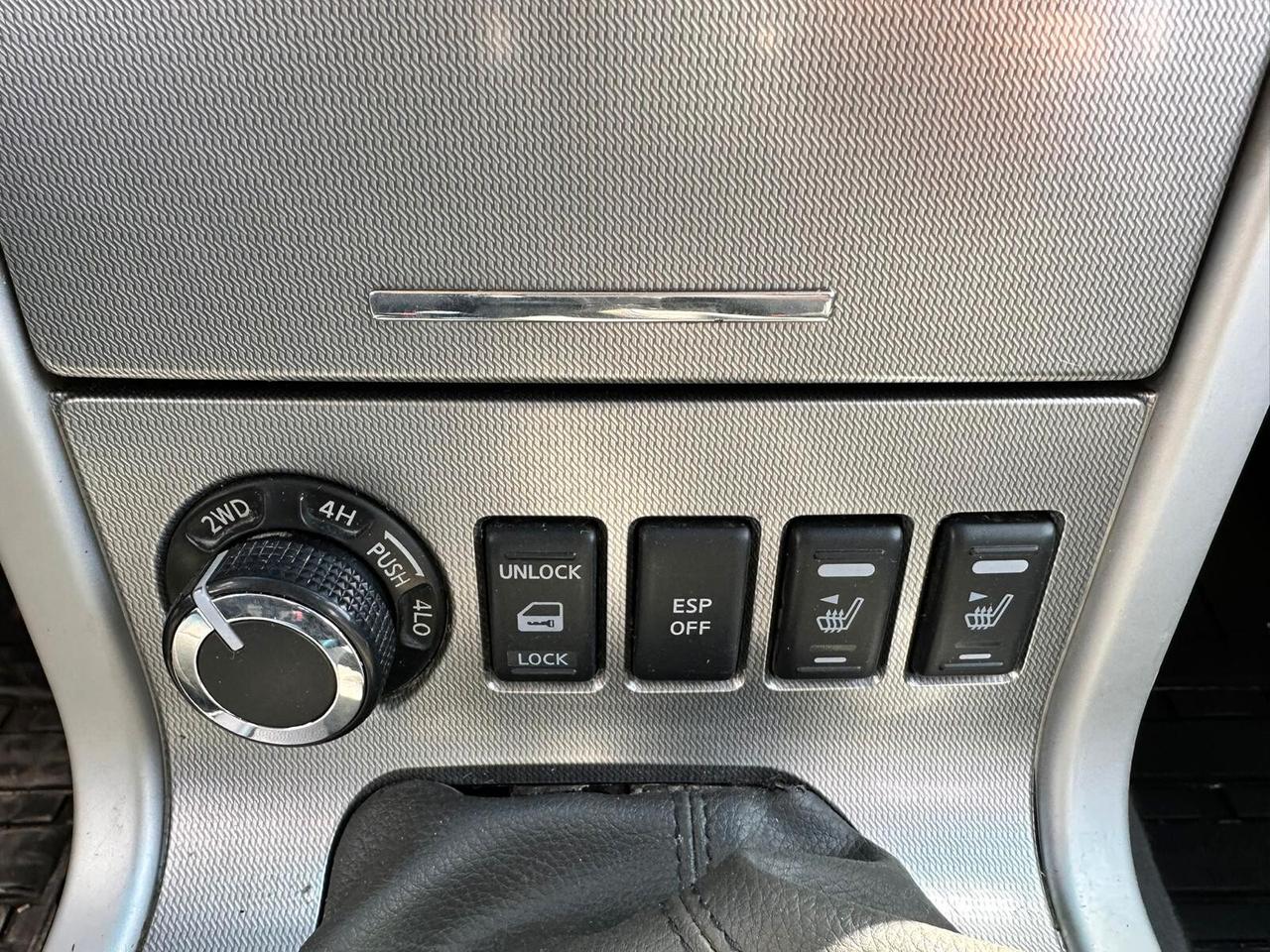 Nissan Navara 2.5 dCi 4 porte Double Cab XE