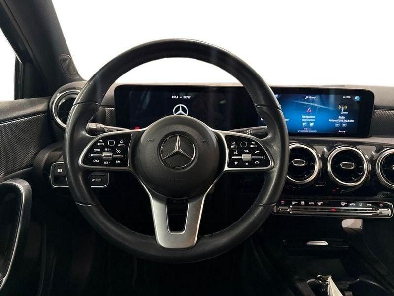Mercedes-Benz Classe A A 180 d Sport auto