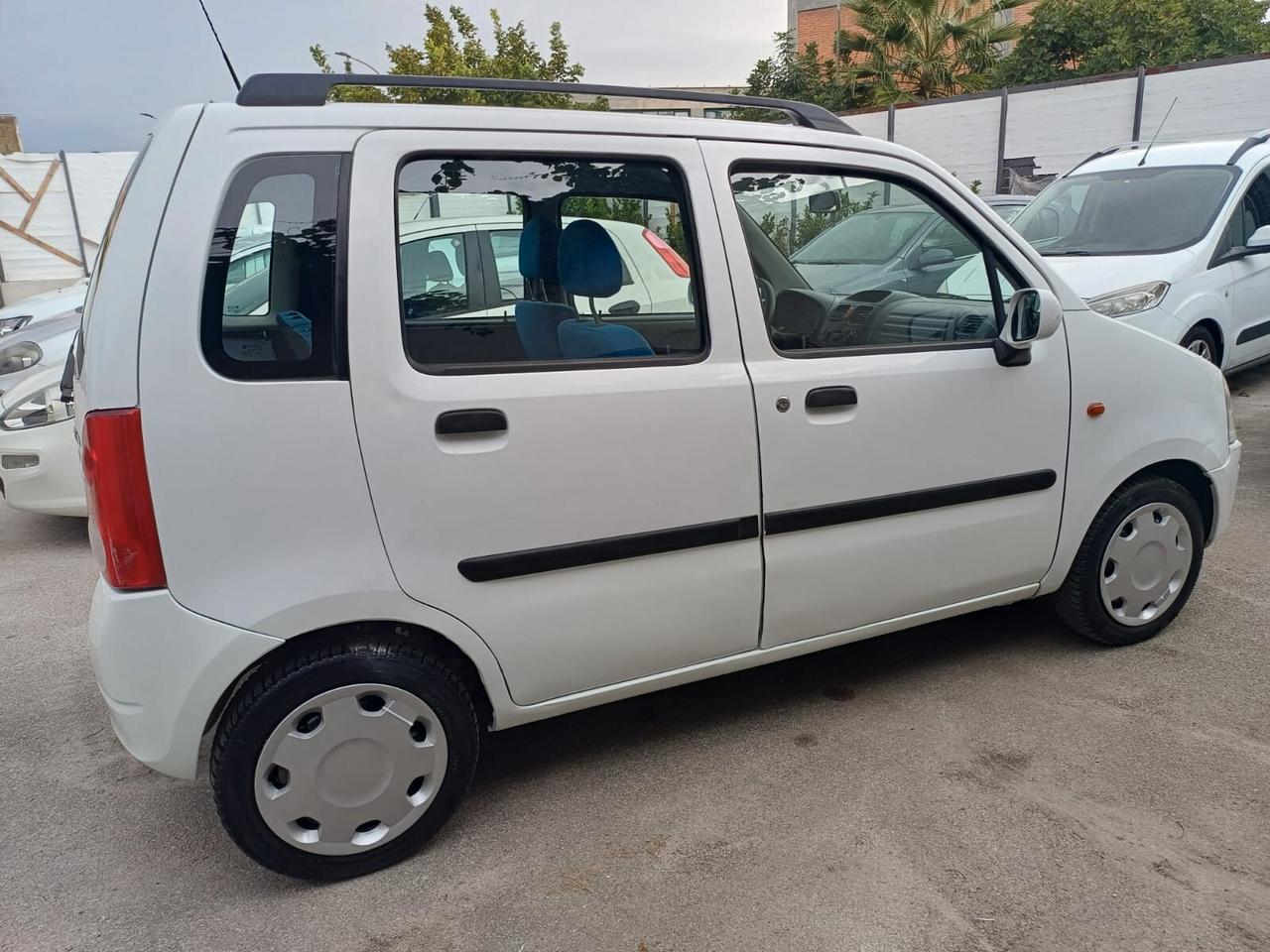 Opel Agila 1.0 Benzina COMFORT - 2001