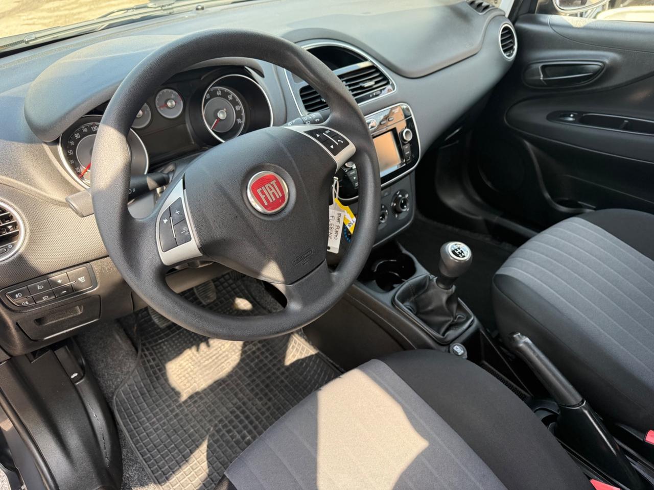 Fiat Punto 1.3 MJT II S&S 95 CV 5 porte Street Navi