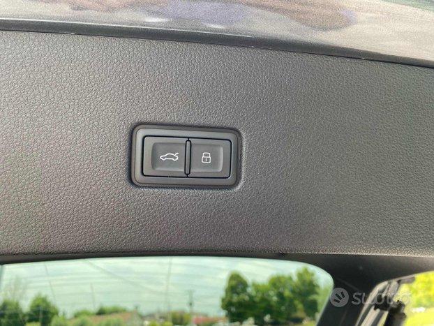 AUDI Q8 50 TDI 286 CV quattro S-line + Matrix +