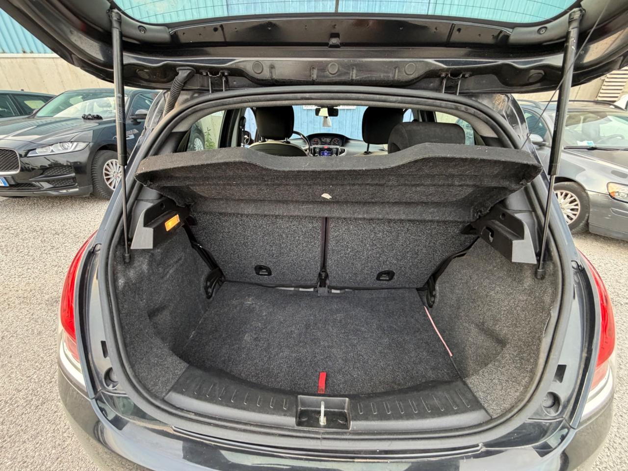 Lancia Ypsilon 1.2 69 CV 5 porte Mya