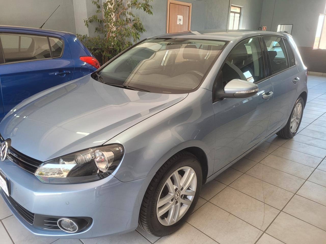 Volkswagen Golf 1.6 TDI DPF 5p. Highline