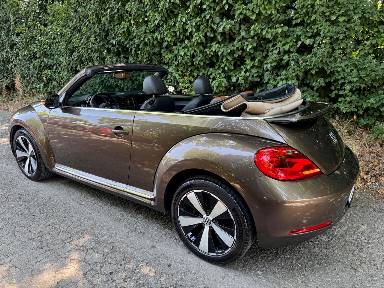Volkswagen Maggiolino Cabrio 1.4 TSI - LA PIU BELLA ITALIA