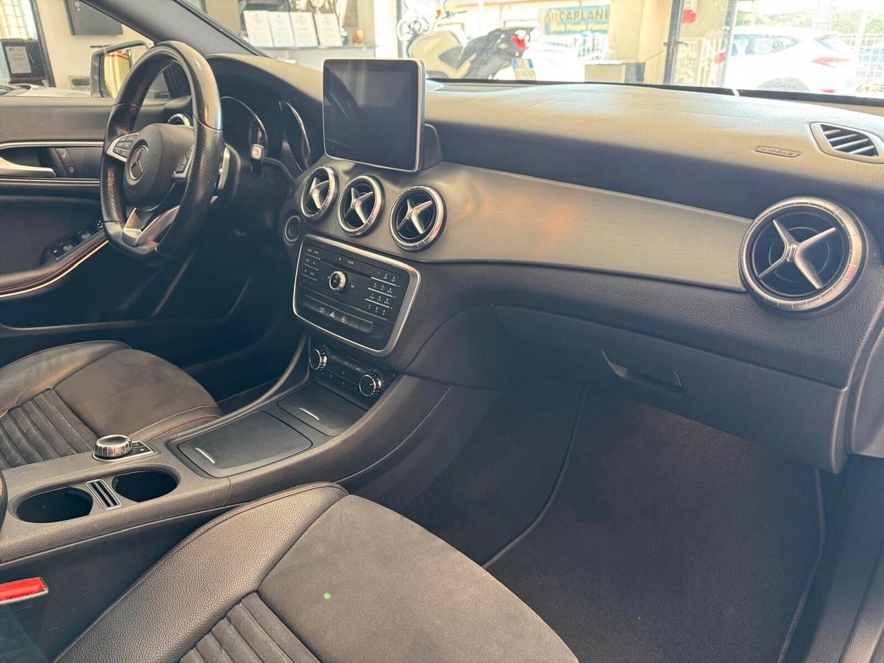 Mercedes-benz CLA 200 d S.W. Automatic Premium unicoproprietario