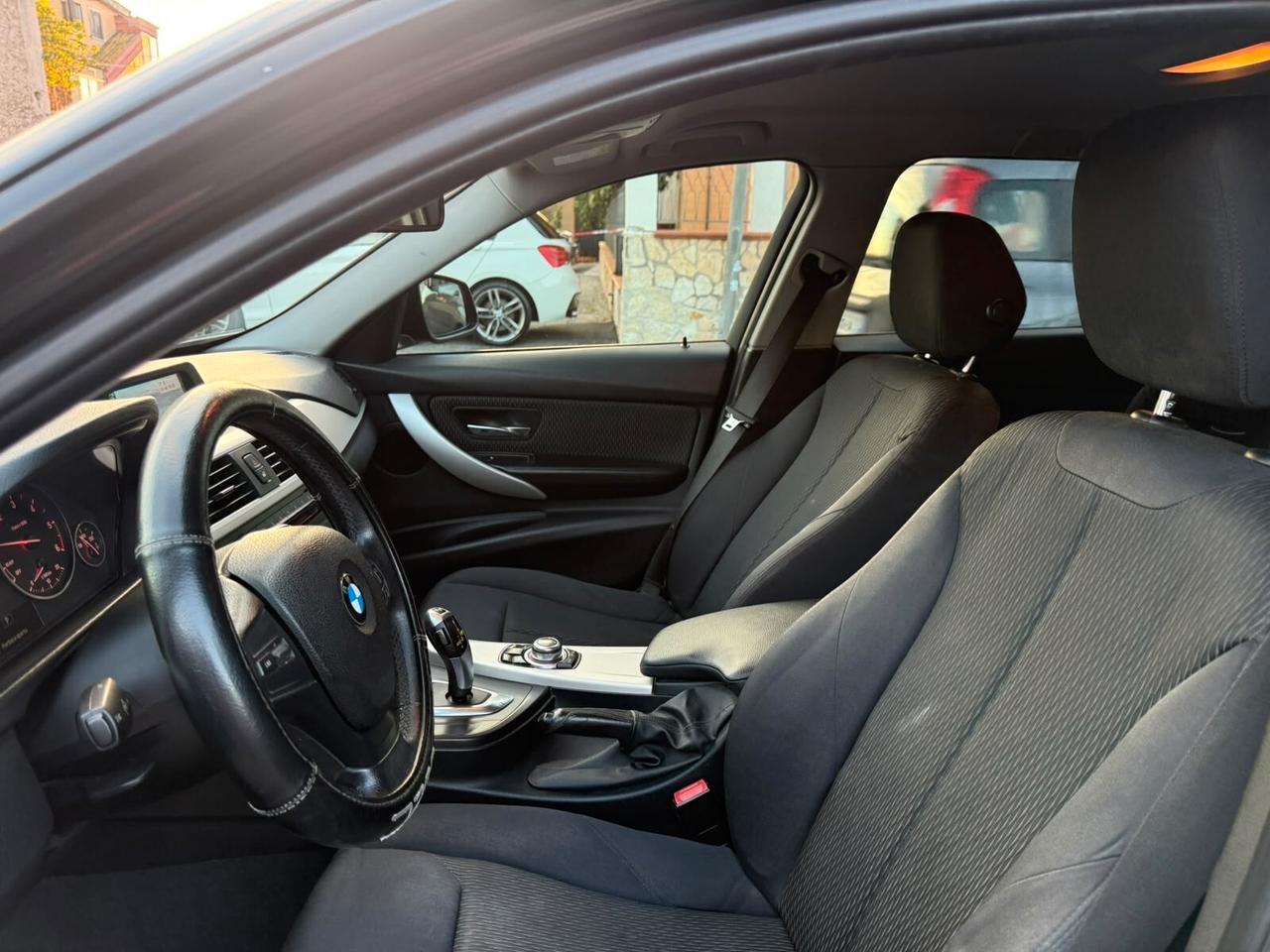 Bmw 318 318d Touring Automatica 143cv - Tutto incluso - E5B
