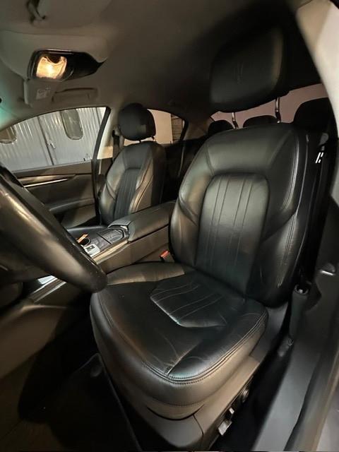 Maserati Ghibli V6 330cv