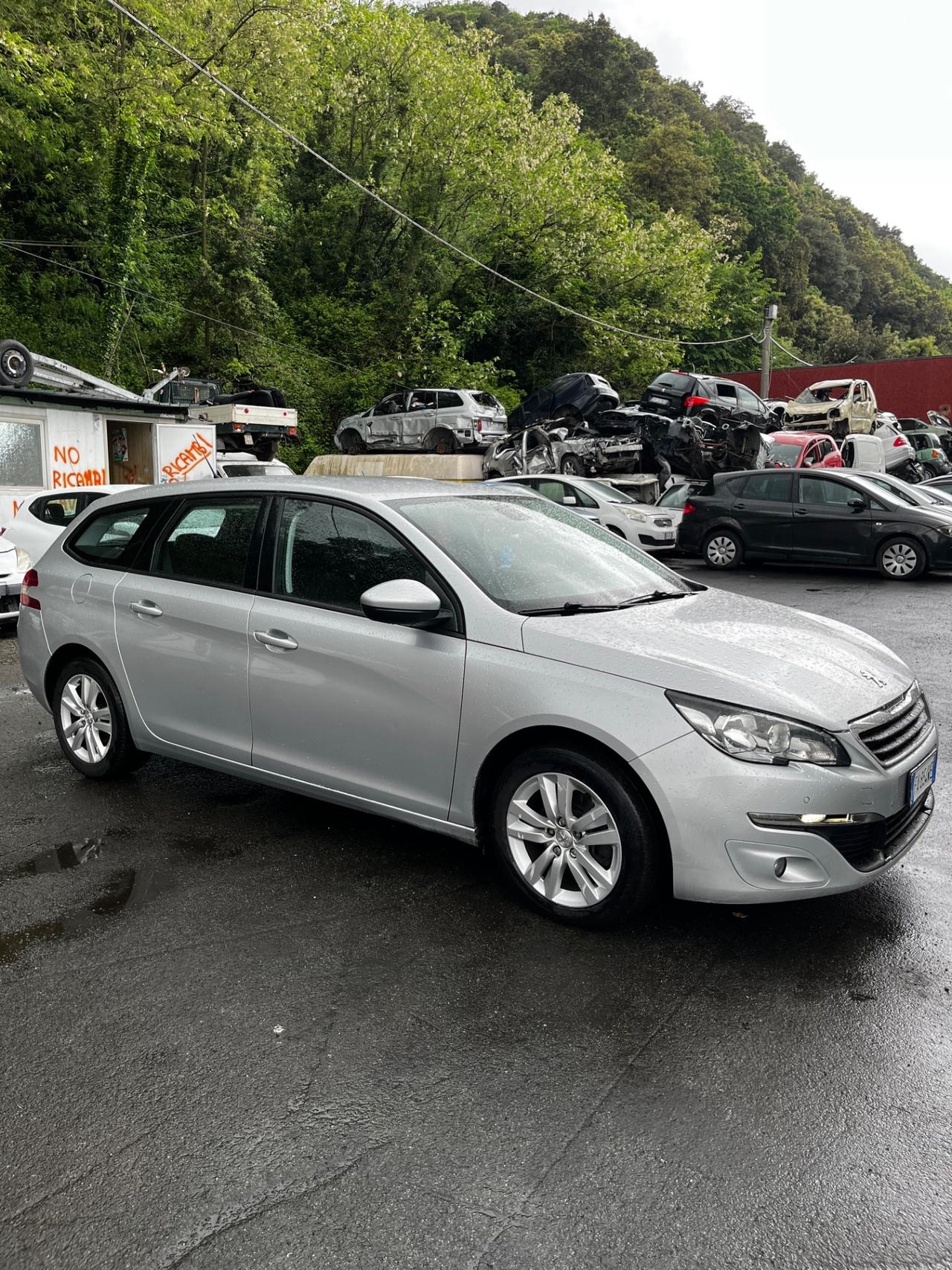 Peugeot 308 BlueHDi 120 S&S EAT6 SW Business
