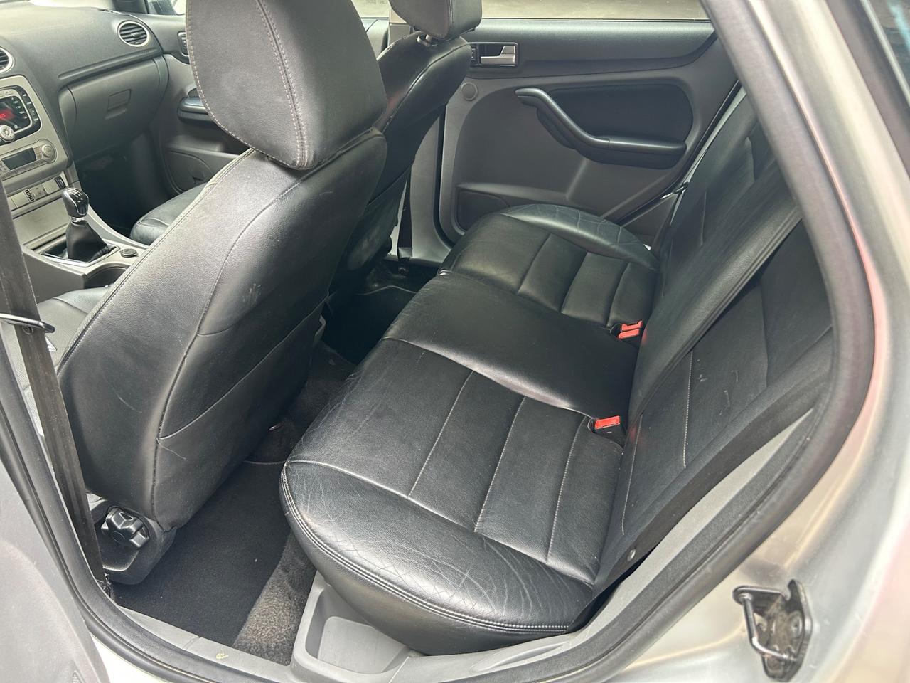 Ford Focus 1.6 TDCi (110CV) 5p. Tit. DPF