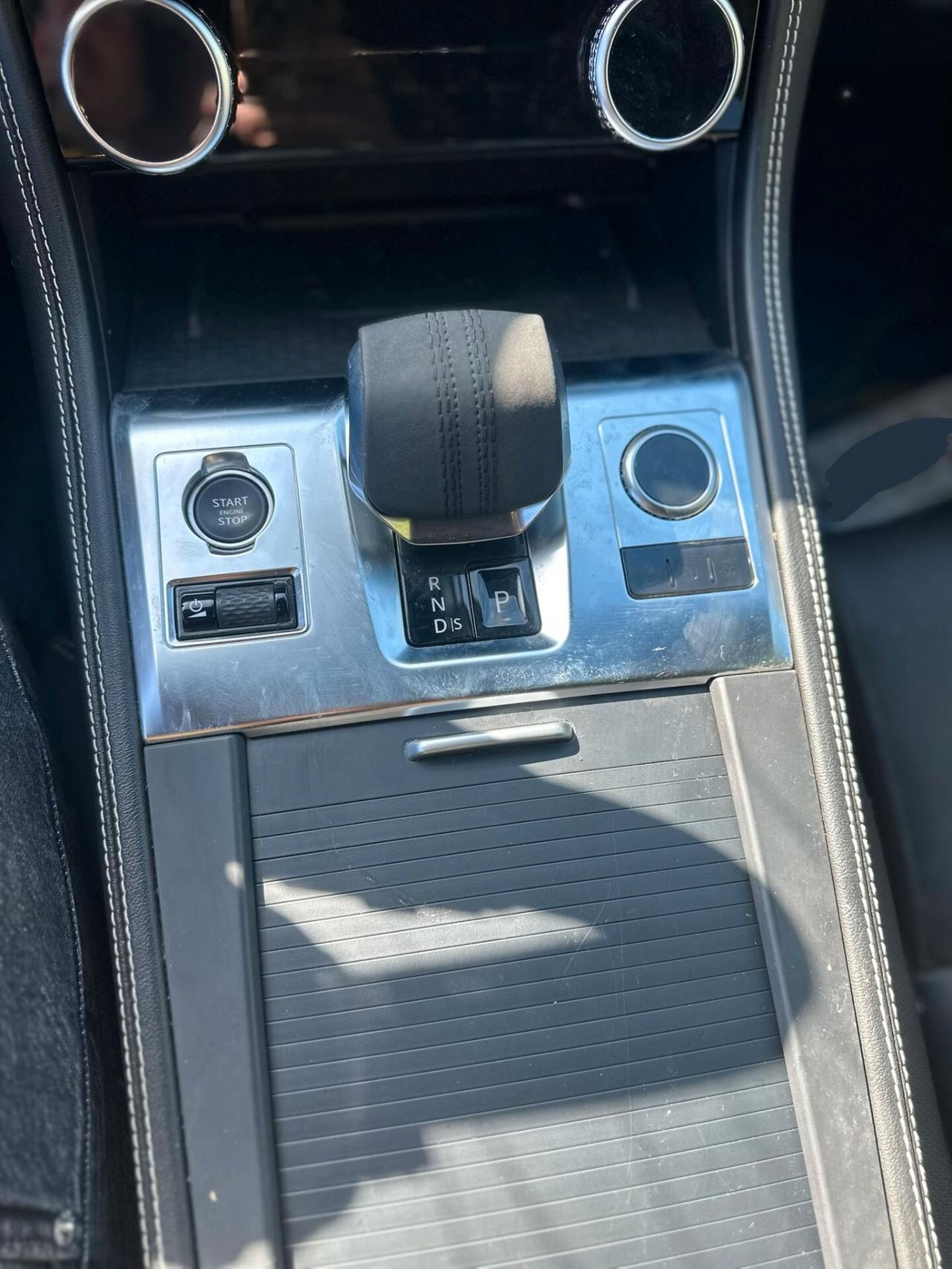 Jaguar F-Pace 2.0 D 204 CV AWD aut. R-Dynamic SE sinistrata incidentata