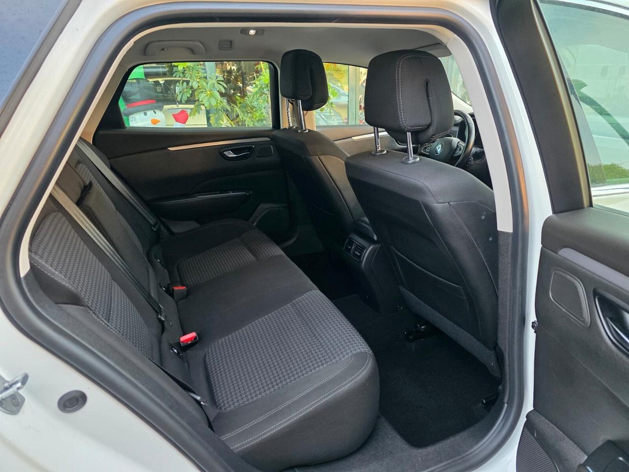 Renault Talisman Sporter Blue dCi 120 CV Business